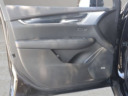New 2026 Cadillac XT5 Premium Luxury w/ Driver Assist Package FWD image 9