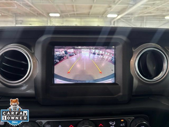 Used 2021 Jeep Wrangler Unlimited Sahara w/ Cold Weather Group AWD/4WD image 23