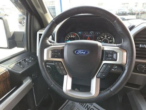 Used 2020 Ford F150 Lariat image 27
