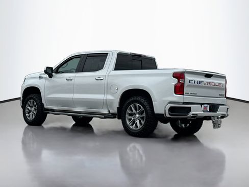 Used 2021 Chevrolet Silverado 1500 High Country image 15