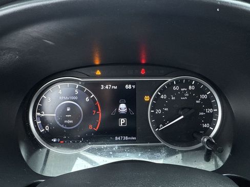 Used 2019 Nissan Kicks SR w/ SR Premium Package image 22