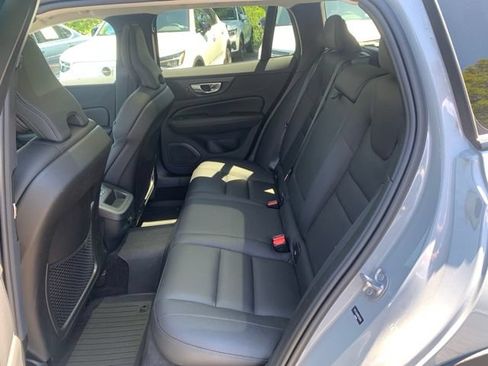 Used 2024 Volvo V60 B5 Cross Country Plus w/ Climate Package AWD/4WD image 17