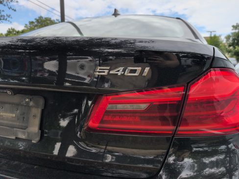 Used 2017 BMW 540i RWD image 10