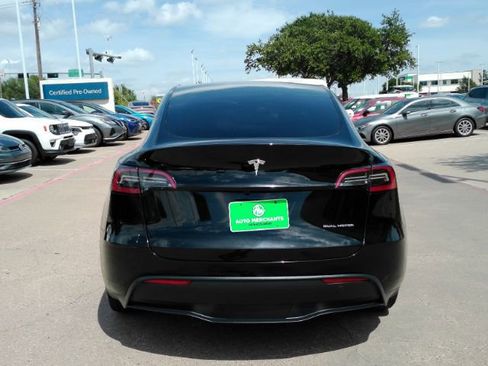 Used 2025 Tesla Model Y Long Range AWD/4WD image 7