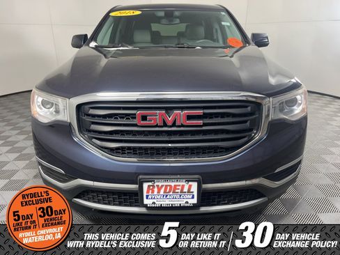 Certified 2018 GMC Acadia SLE w/ LPO, Black Accent Package image 11