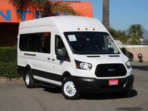 Used 2019 Ford Transit 350 XL RWD image 2