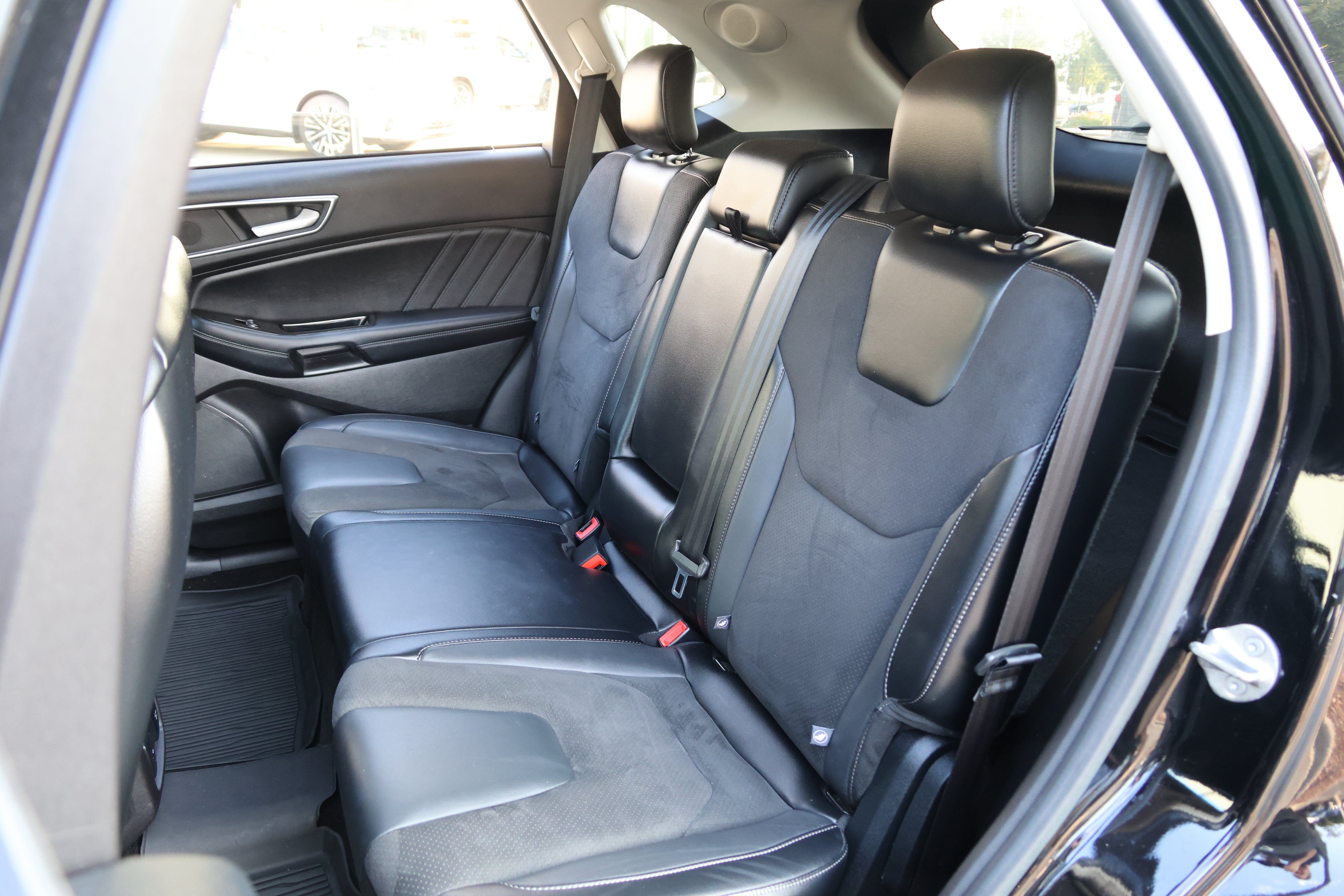 Used 2017 Ford Edge Sport w/ Equipment Group 401A AWD/4WD image 35