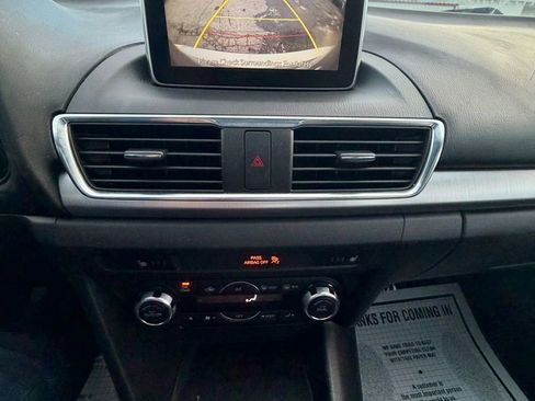 Used 2016 MAZDA MAZDA3 s Touring image 28