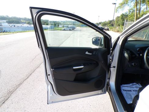 Used 2019 Ford Escape SEL AWD/4WD image 22