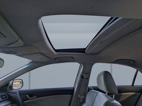 Used 2010 Acura TSX Sedan image 19