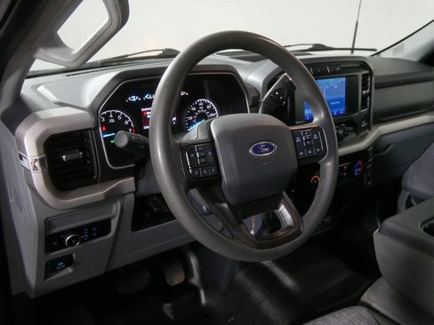 Used 2023 Ford F150 XLT AWD/4WD image 12