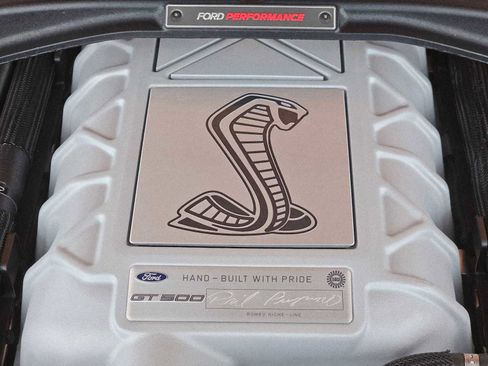 Used 2020 Ford Mustang Shelby GT500 w/ Technology Package image 16