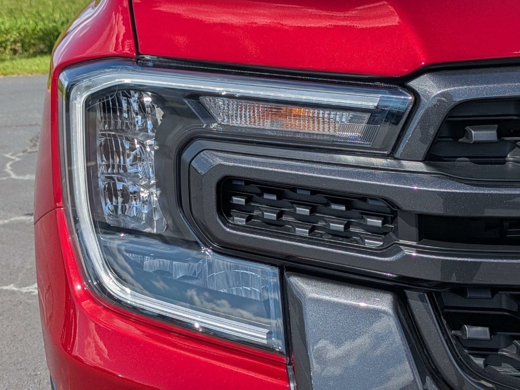 New 2026 Ford Ranger XLT w/ Trailer Tow Package RWD image 32
