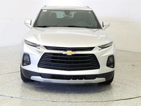 Used 2021 Chevrolet Blazer LT FWD image 2
