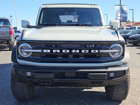 Certified 2022 Ford Bronco Outer Banks w/ Sasquatch Package image 2
