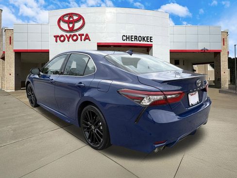 Used 2024 Toyota Camry XSE FWD image 7