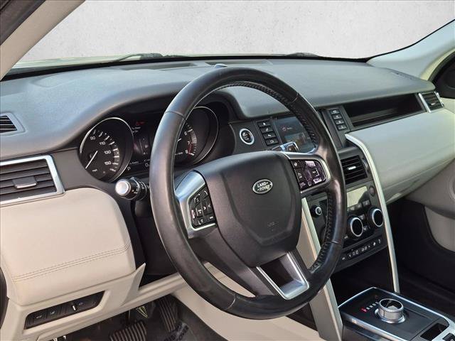 Used 2016 Land Rover Discovery Sport HSE AWD/4WD image 9