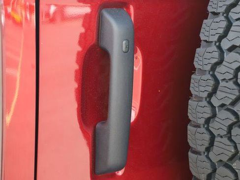 New 2026 Ford Bronco Badlands AWD/4WD image 8