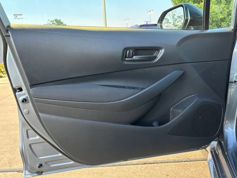 Used 2026 Toyota Corolla LE FWD image 20