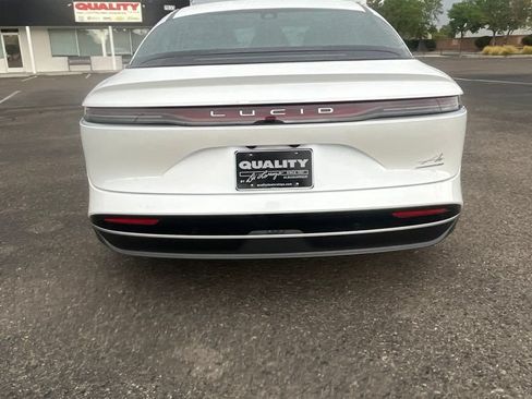 Used 2024 Lucid Air Touring AWD/4WD image 3