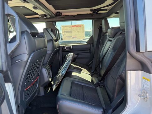 New 2026 Ford Bronco Raptor AWD/4WD image 10