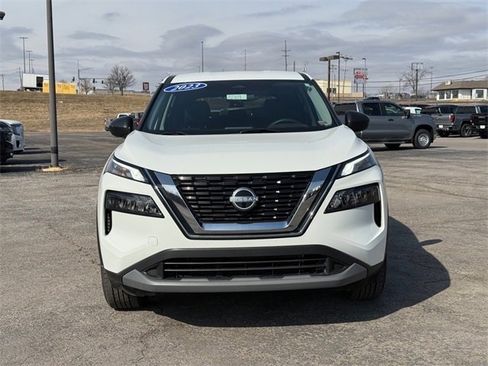 Used 2023 Nissan Rogue S image 8