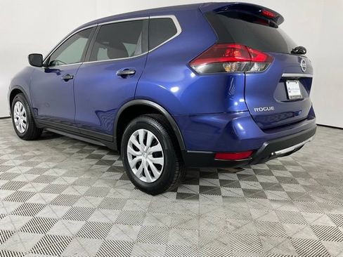 Used 2018 Nissan Rogue S FWD image 4