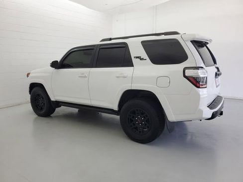 Used 2024 Toyota 4Runner TRD Off-Road Premium w/ Moonroof Package AWD/4WD image 7