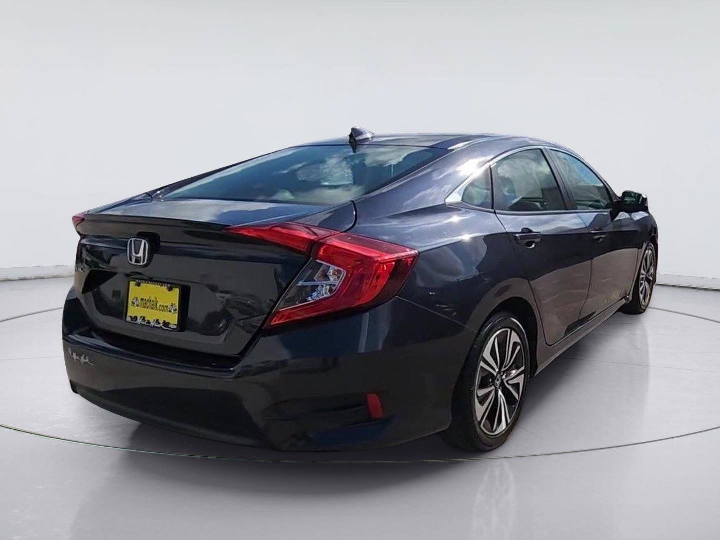 Used 2017 Honda Civic EX-L image 8