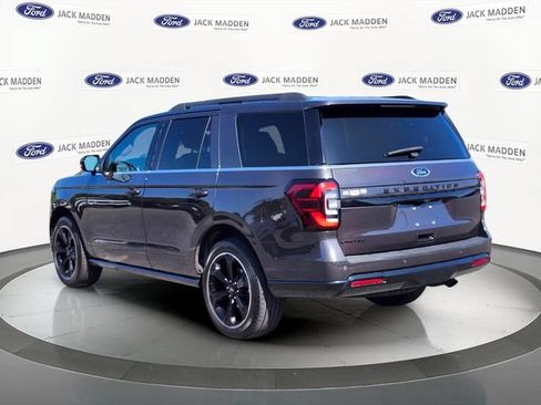 Used 2022 Ford Expedition Limited AWD/4WD image 3