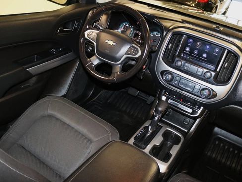 Used 2022 Chevrolet Colorado LT w/ Fleet Safety Package image 68