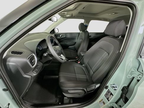 New 2026 Hyundai Venue SEL FWD image 15