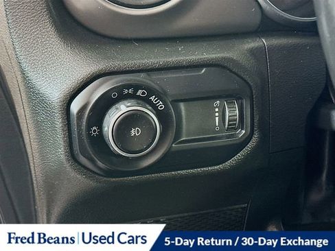 Used 2023 Jeep Wrangler Unlimited Sport AWD/4WD image 12