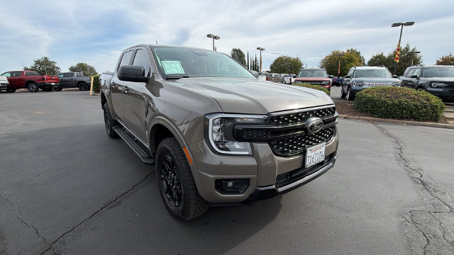 Used 2025 Ford Ranger XLT w/ Equipment Group 301A High AWD/4WD image 2