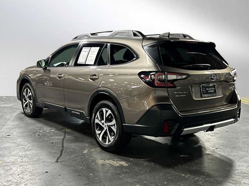 Used 2022 Subaru Outback Limited XT AWD/4WD image 5