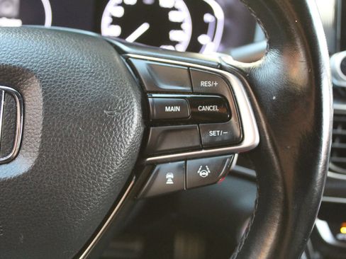 Used 2019 Honda Accord Sport image 17