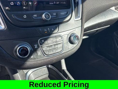Used 2023 Chevrolet Malibu LT image 24