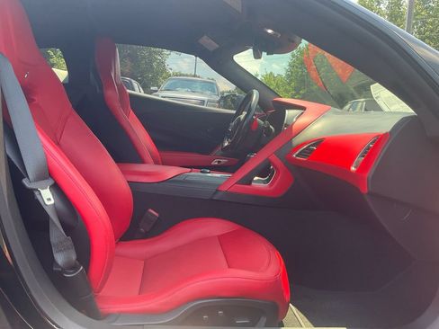 Used 2018 Chevrolet Corvette Z06 RWD image 12