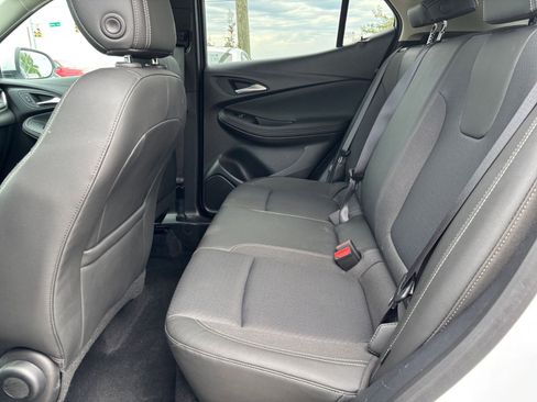 Used 2025 Buick Encore GX Preferred FWD image 24