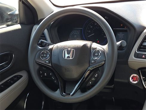 Used 2022 Honda HR-V EX image 13