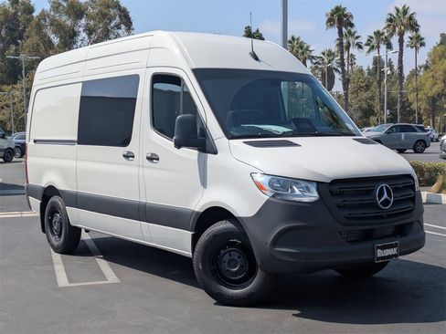 New 2025 Mercedes-Benz Sprinter 2500 image 15