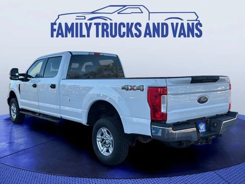 Used 2017 Ford F250 XLT AWD/4WD image 3