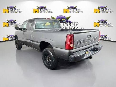 Used 2001 Chevrolet Silverado 2500 LS w/ Snow Plow Prep Pkg AWD/4WD image 7