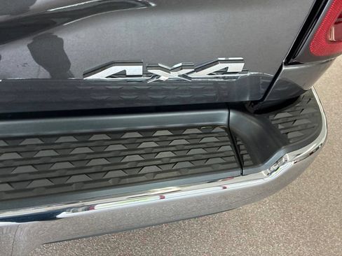Certified 2025 RAM 2500 Big Horn AWD/4WD image 24