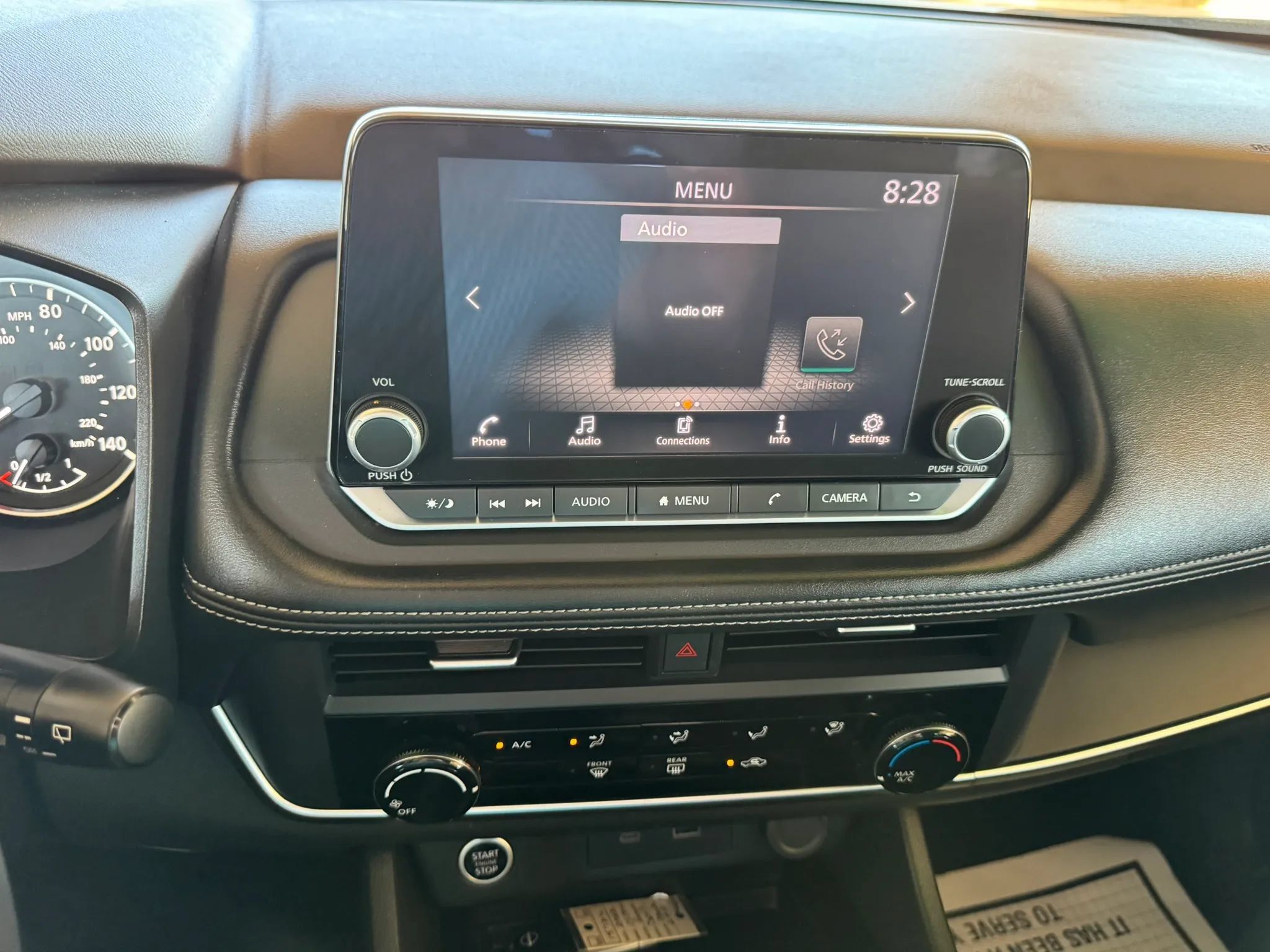 Used 2023 Nissan Rogue S FWD image 13