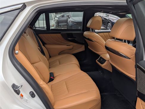Certified 2022 Lexus LS 500 AWD w/ Luxury Package image 12
