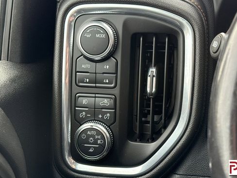 Used 2022 GMC Sierra 2500 AT4 w/ AT4 Premium Plus Package image 32