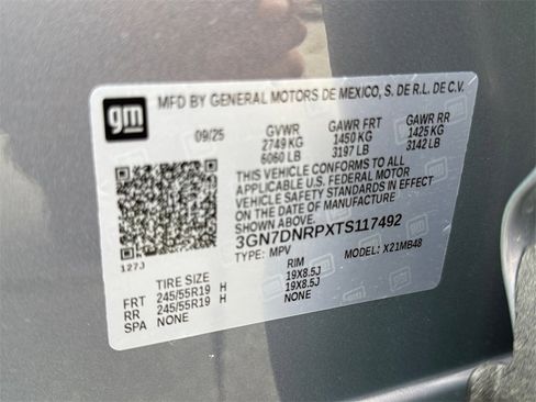 New 2026 Chevrolet Equinox EV LT image 26