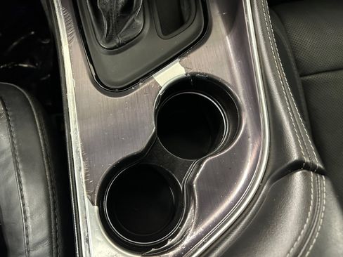 Used 2016 Dodge Challenger SXT Plus RWD image 18