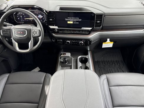New 2026 GMC Sierra 1500 SLT image 14
